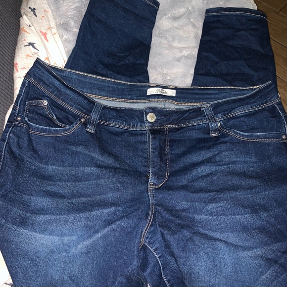 Ladies Royolty for me jeans 18w - Picture 4 of 9